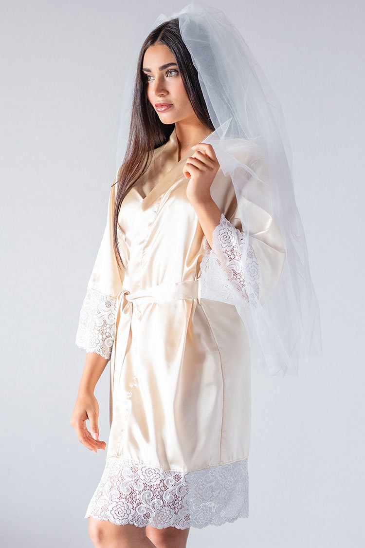 26 Bridal Robes Guaranteed To Make You Swoon